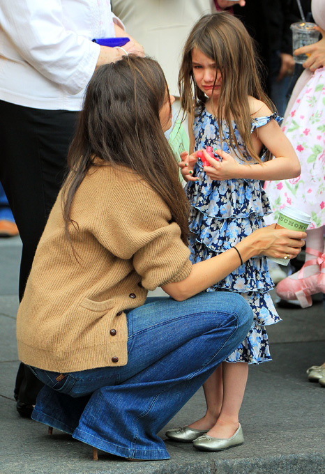 Кэти Холмс: звездная лошадка