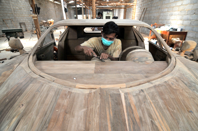 Bugatti для Запада сделают из дерева