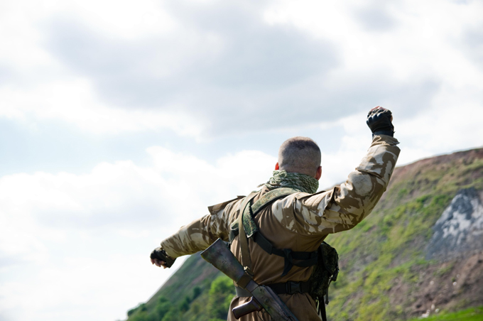 Украина грозит Крыму кулаком