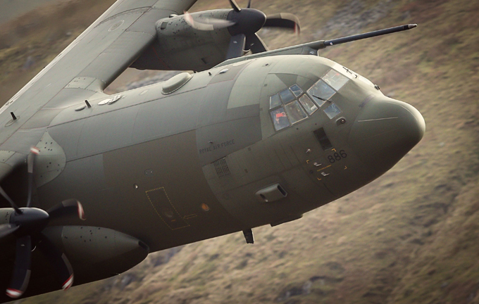 Как дрессируют летчиков-асов