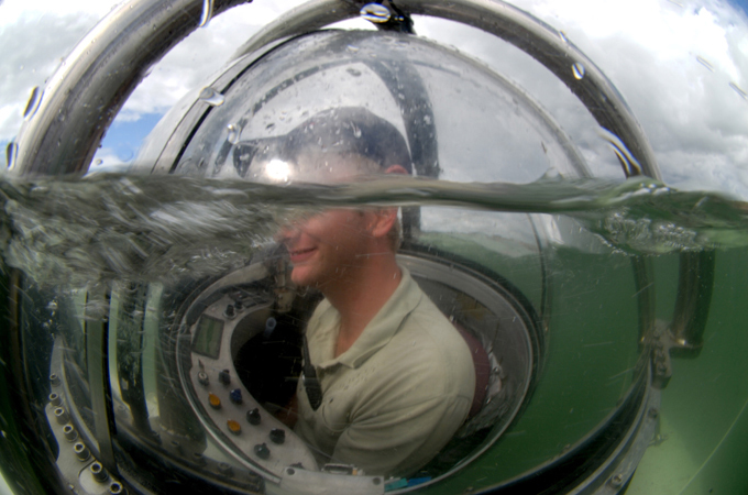 Мини-субмарины бороздят просторы океана