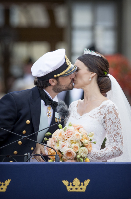 Принц Швеции женился на экс-звезде реалити-шоу