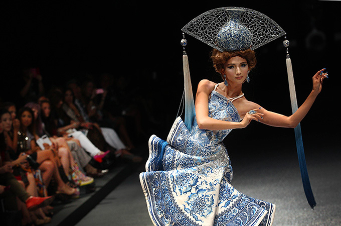 Guo Pei  и ее азиатские принцессы