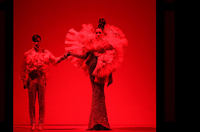 Guo Pei  и ее азиатские принцессы