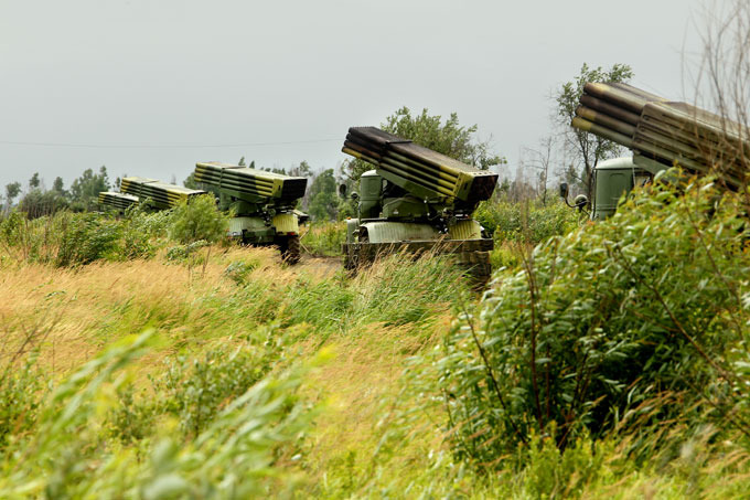 БМ-21 "Град" открывает огонь