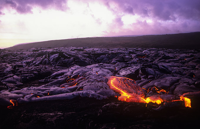 Танец богини Пеле на вершине вулкана