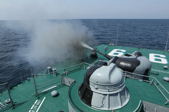 Морской разрушитель. В боевых условиях