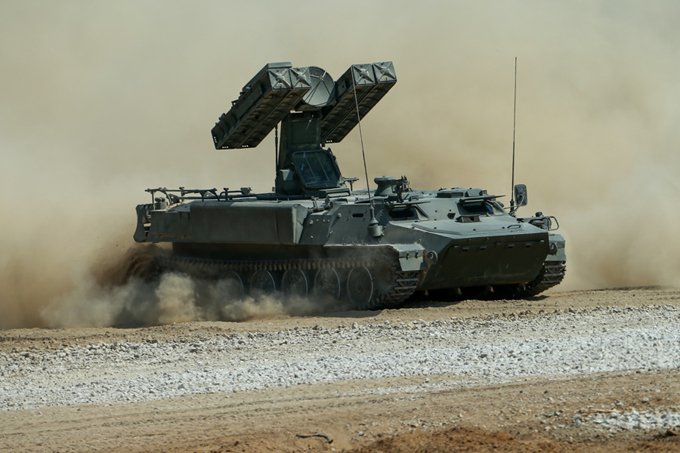 Российская армия во всеоружии. Показ военной техники.