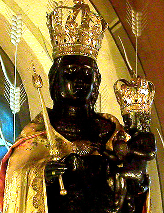 Дева Мария в искусстве и в жизни