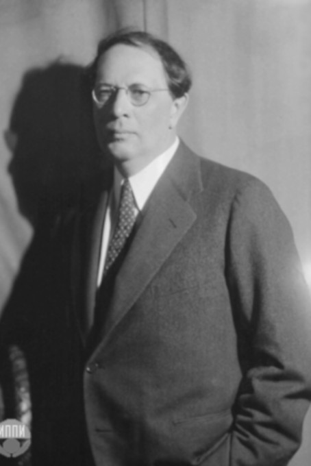 Гении дня (10.01): реалисты. Алексей Толстой