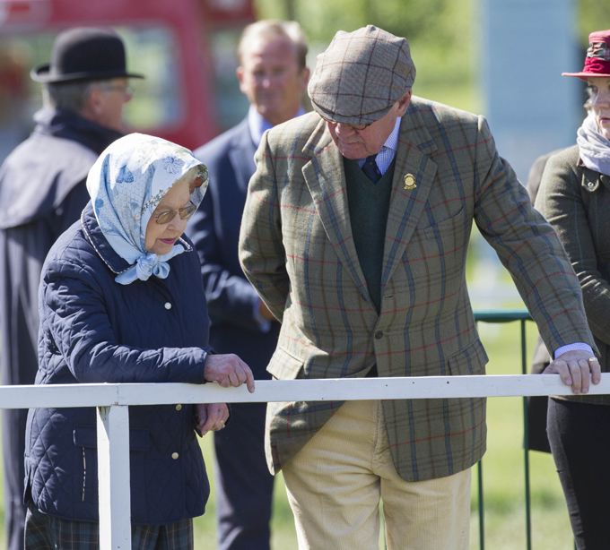 Просто Лиза. Королевская бабушка