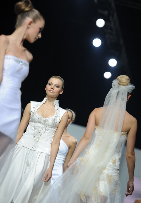 Показ свадебных нарядов Нади Славиной