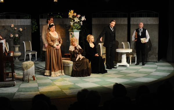 “Бешеные деньги” на сцене театра Сатиры