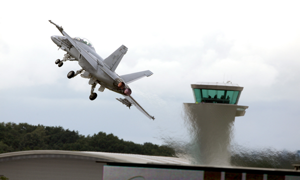 В небе над  Фарнборо