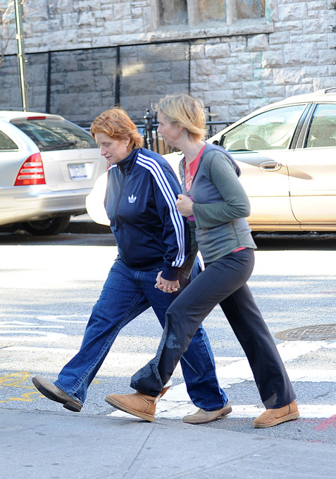 Звезда "Секса в большом городе" вышла замуж за подругу