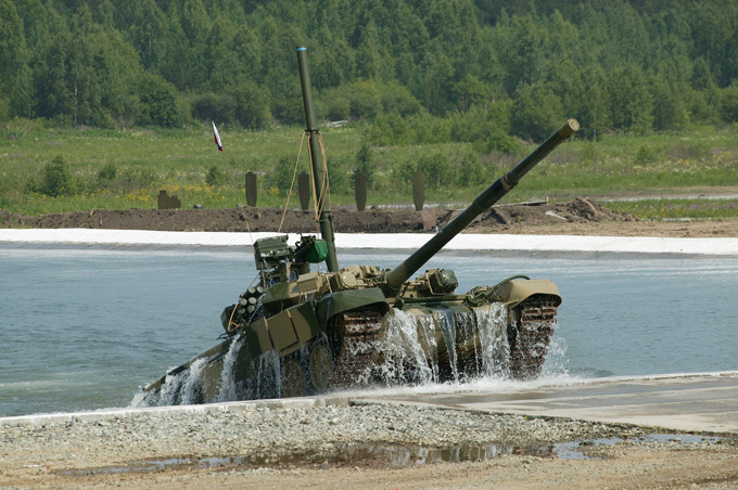 Танки России: летают, плавают, восхищают и защищают