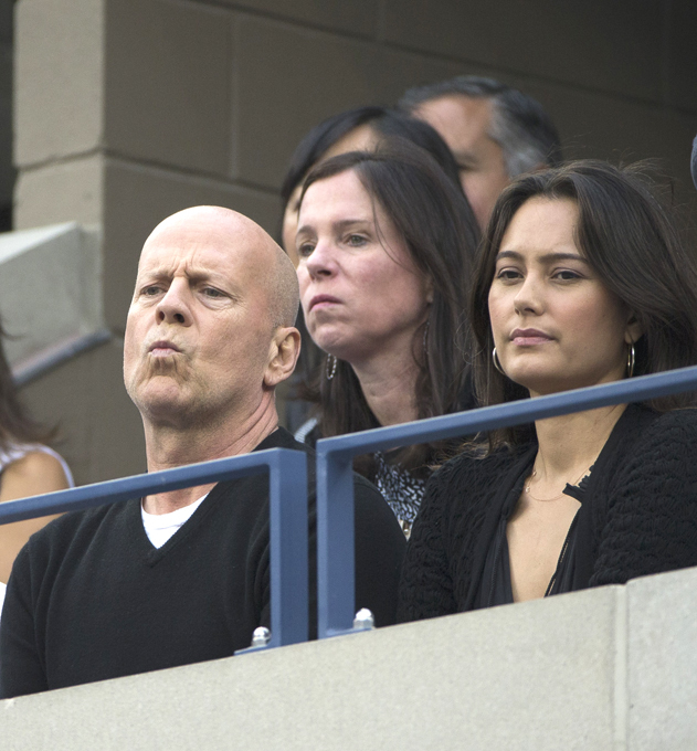 Звезды Голливуда, которые портят жизнь коллегам