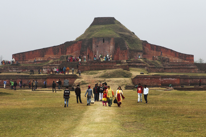 Чем "провинились" карликовые государства