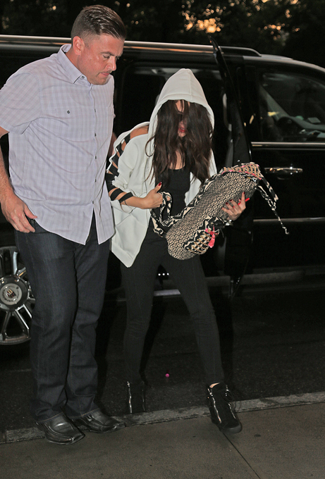 Светские сплетни