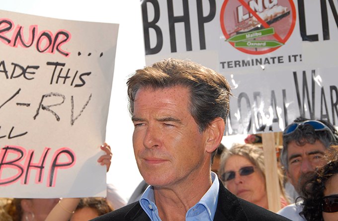 Призраки прошлого Пирса Броснана