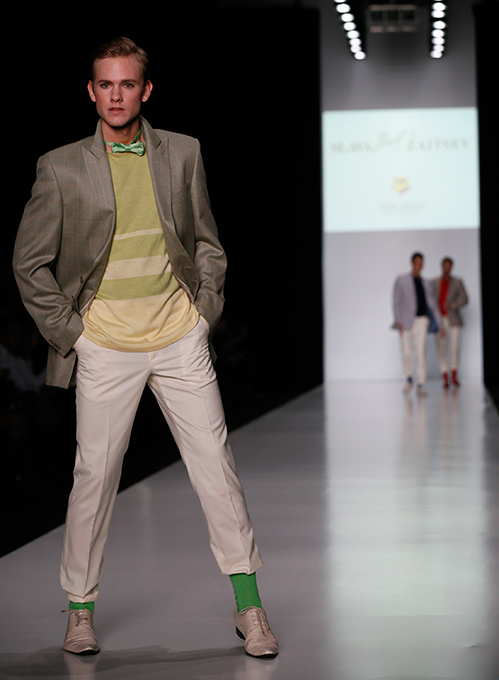 Коллекция Вячеслава Зайцева на Неделе моды в Москве