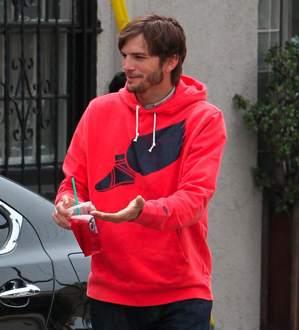 Деми Мур нашла замену Эштону