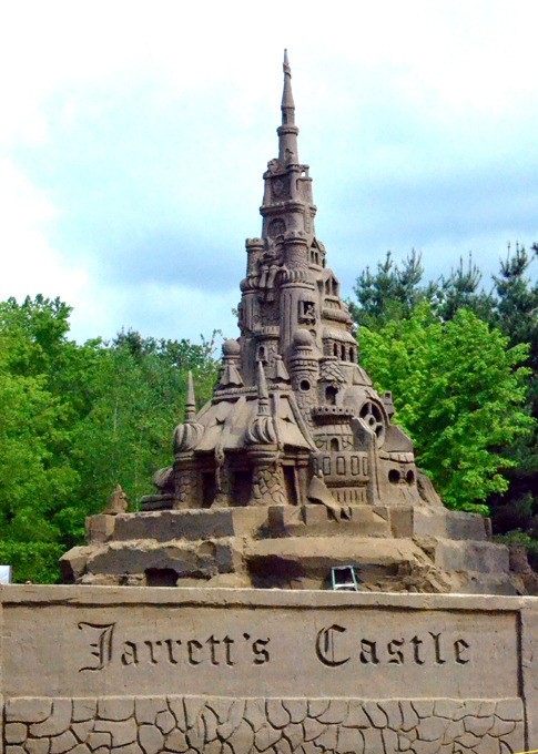 Самый высокий замок из песка