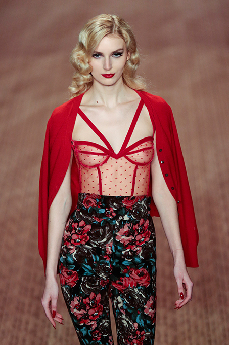 Берлинская неделя моды: кружево и декольте