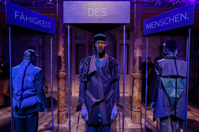 Берлинская неделя моды: кружево и декольте