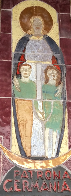 Девы Марии разных национальностей