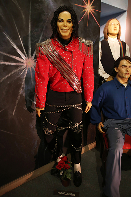 Худшие восковые фигуры знаменитостей