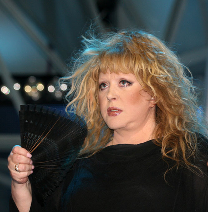 Алла Пугачева: женщина, которая ждет чуда