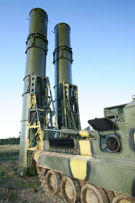 Зенитная ракетная система С-300В на страже неба
