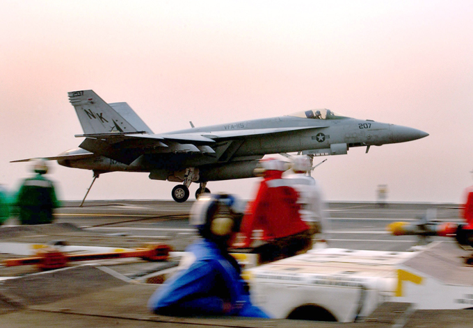 "Супер Хорнет" — железная пташка авианосцев