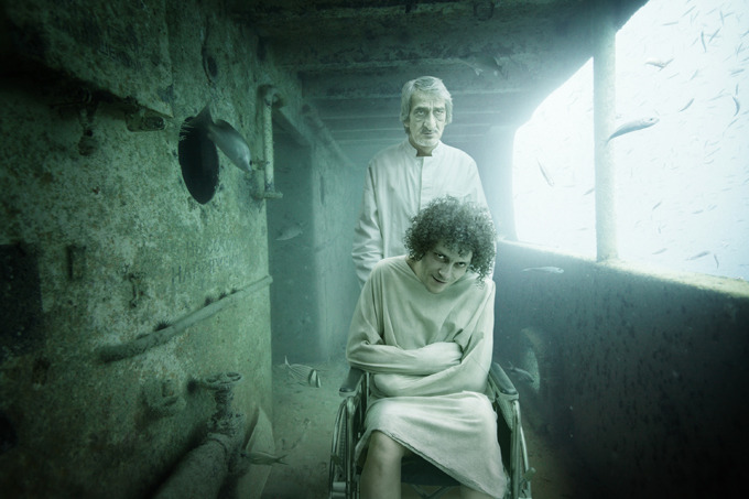 Подводная выставка на затонувшем судне