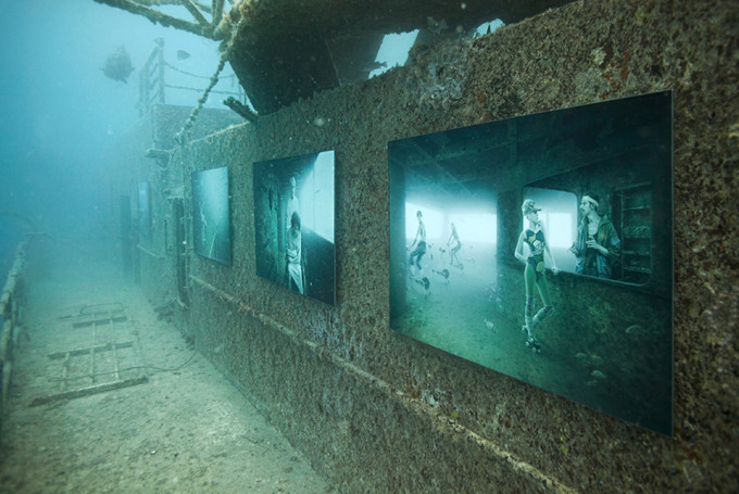 Подводная выставка на затонувшем судне