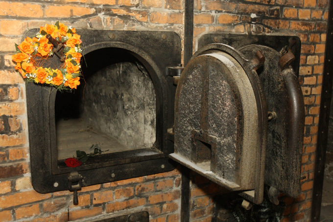 Освенцим - фабрика смерти