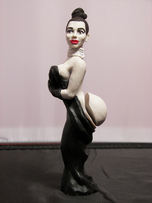 Интересное в мире: кукла в честь Ким Кардашьян