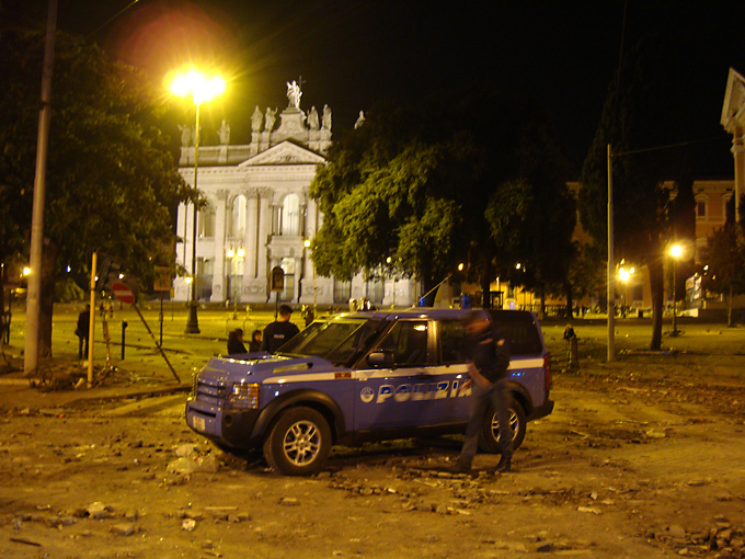 Массовые погромы в Риме: более 100 пострадавших