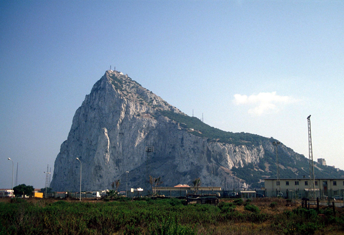 Каменные монстры Земли