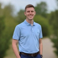 Александр Рощин