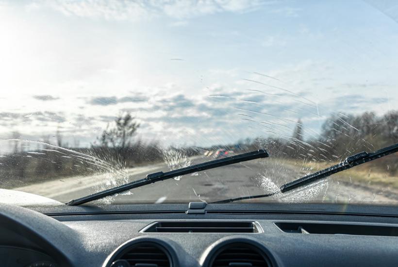 Щетки стеклоочистителя на авто