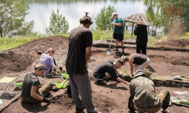 Новые находки археологов в Кузбассе: жертвенник с удивительными артефактами