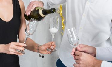 Ежедневное употребление алкоголя в праздники повышает риск запоя — нарколог