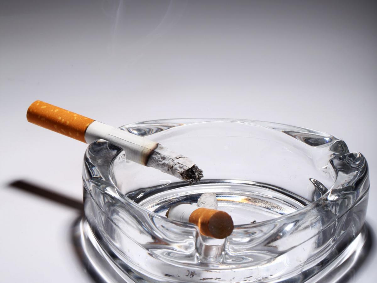 Нет оснований ужесточать штрафы за курение на работе  депутат Бессараб