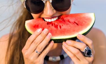 Арбуз вышел боком соседям: после перекуса подъезд обсуждал только одну тему