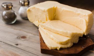 Сливочное масло перед алкоголем снижает нагрузку на печень — нутрициолог