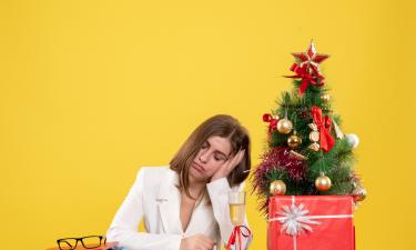 Важно отказаться от максимализма перед Новым годом — психолог Абравитова