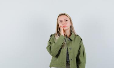 Щелчки при жевании — не пустяк: ученые выяснили, как стресс разрушает сустав челюсти