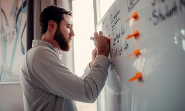 Бизнес гасит публичность — и провоцирует удар: шаг, который спасает репутацию